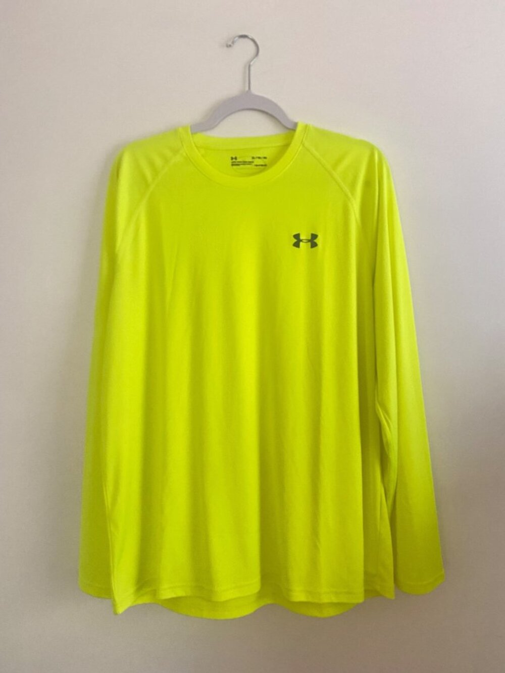 Under Armour Men's Neon Yellow HeatGear Long Sleeve Shirt Size XL